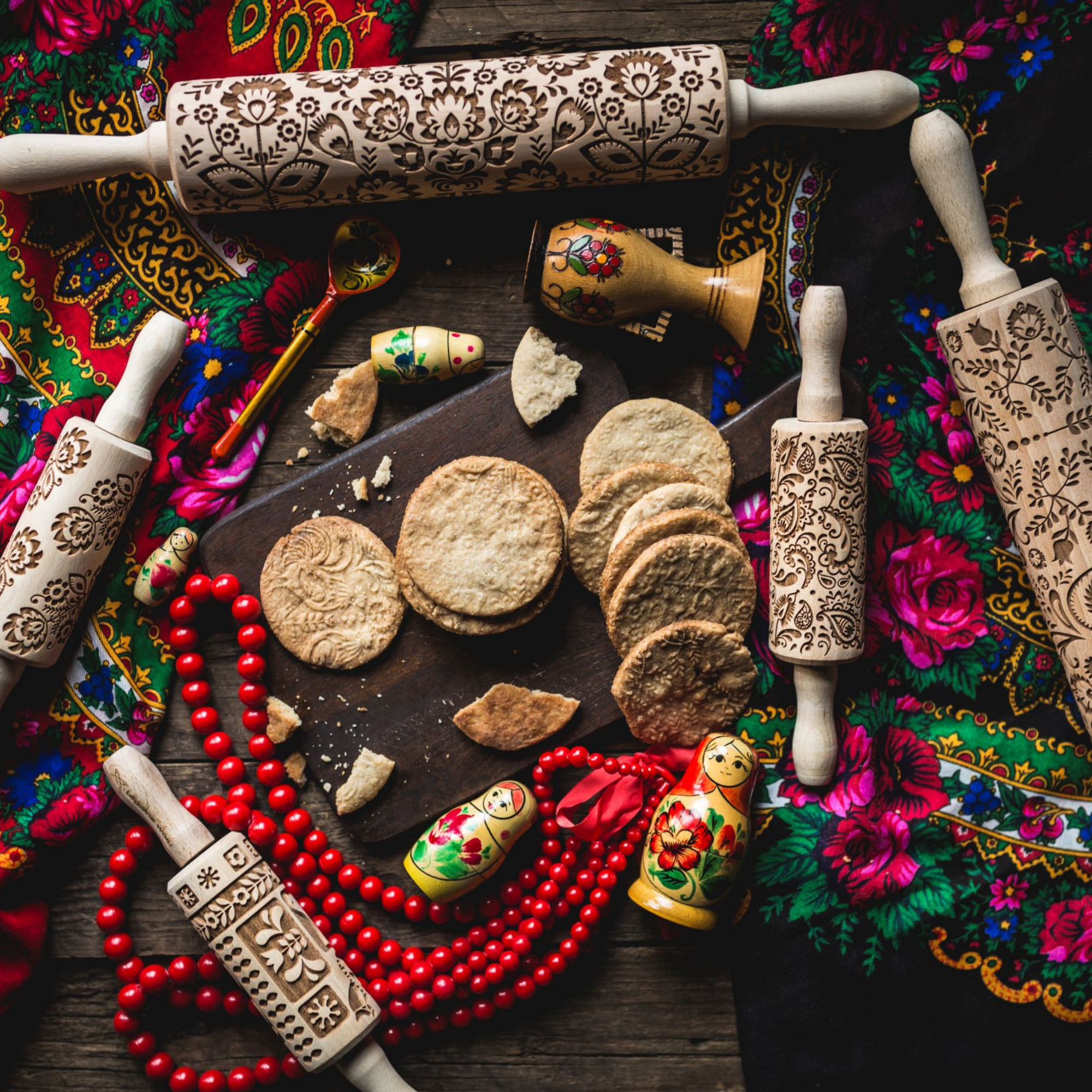 Folk Themed