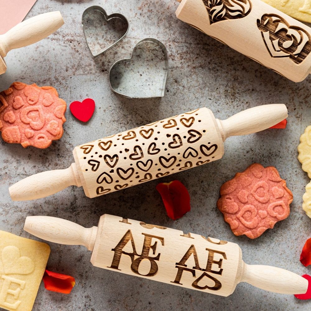 ROULEAU À PÂTISSERIE COEURS DE LA SAINT-VALENTIN